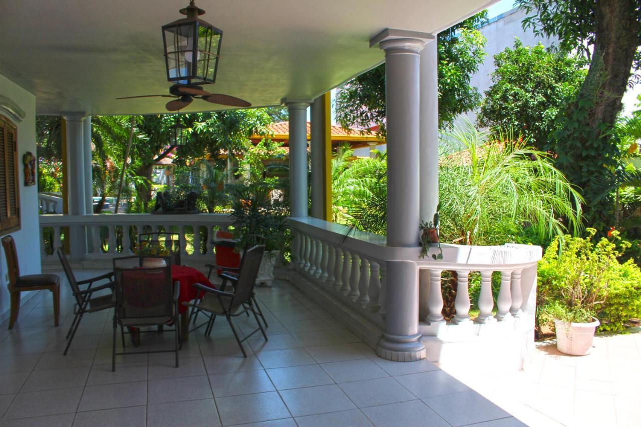 Ross Char Hotel Asuncion Extérieur photo